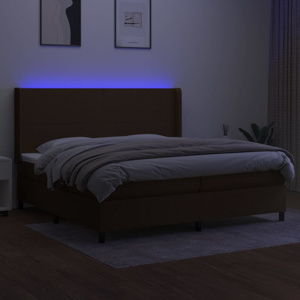 Letto a Molle Materasso e LED MarroneScuro 200x200cm in Tessuto 3138184