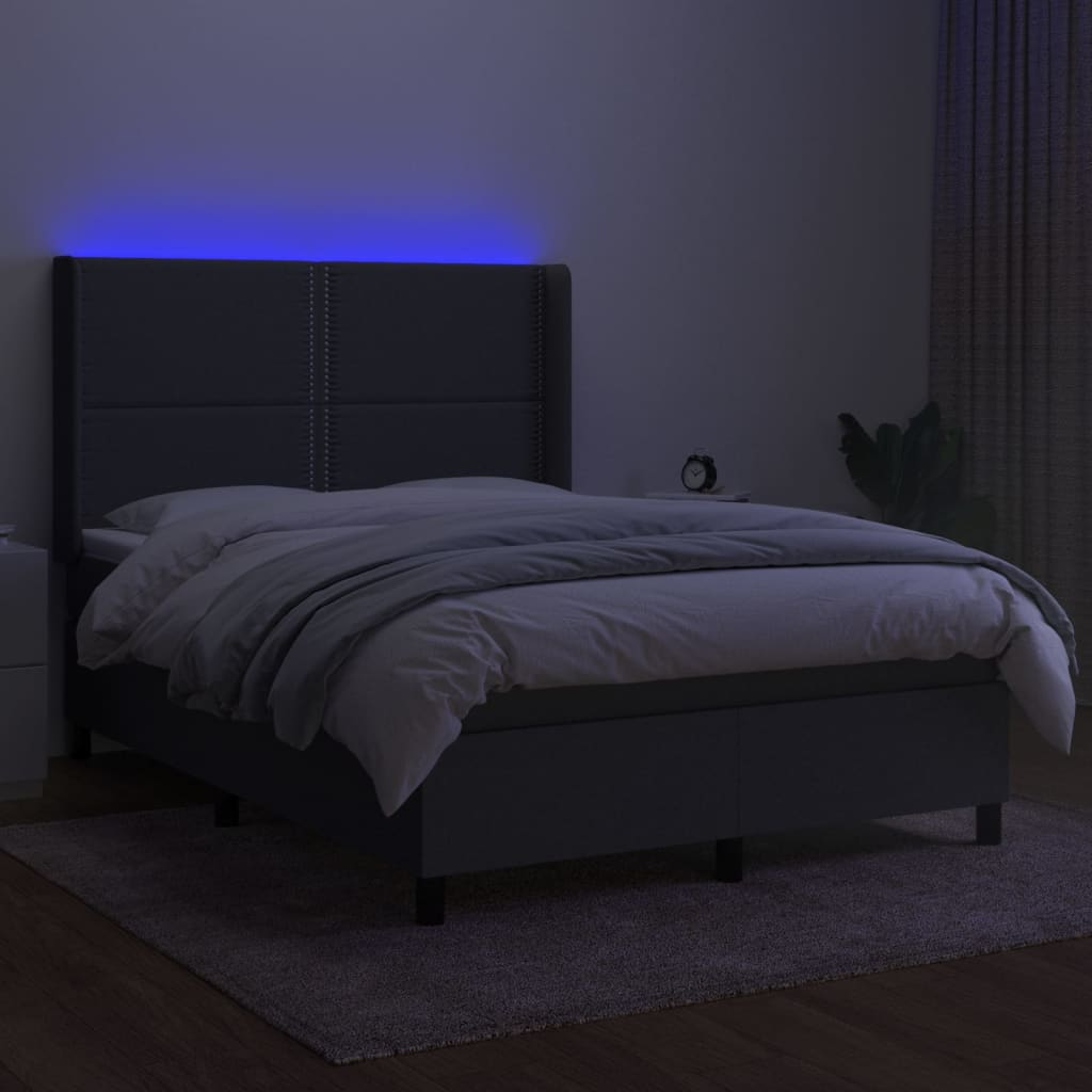 Letto a Molle Materasso e LED Grigio Scuro 140x200cm in Tessuto 3138238