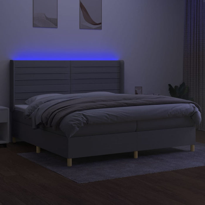 Letto a Molle Materasso e LED Grigio Chiaro 200x200 cm Tessuto 3138981