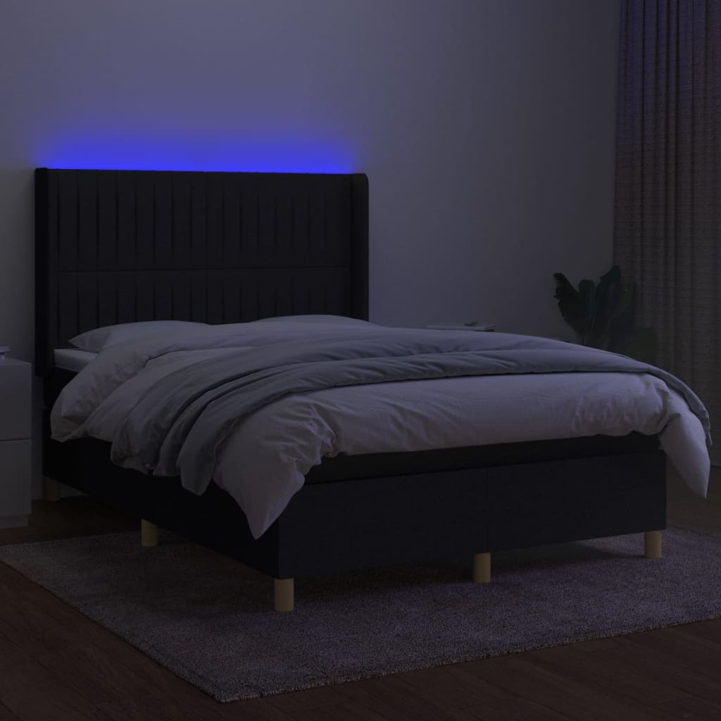 Letto a Molle con Materasso e LED Nero 140x200 cm in Tessuto 3139039