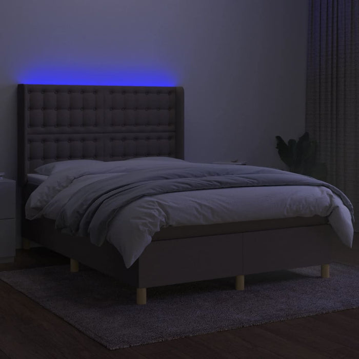 Letto a Molle con Materasso e LED Tortora 140x200 cm in Tessuto 3139201