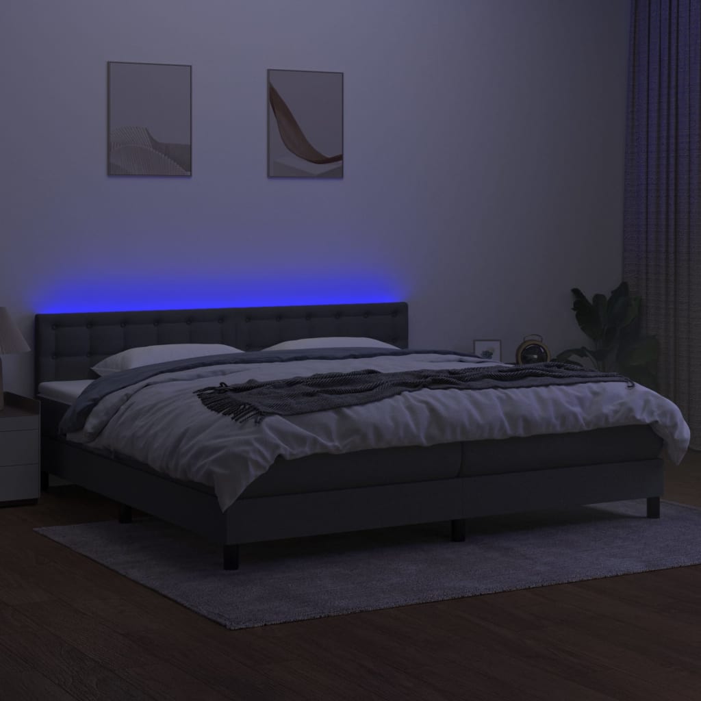 Letto a Molle Materasso e LED Grigio Scuro 200x200cm in Tessuto 3133502