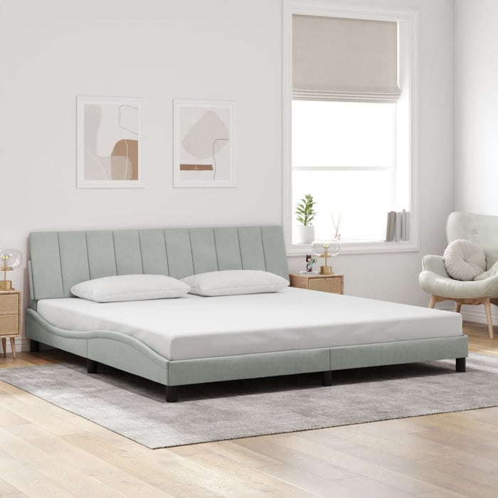 Giroletto senza Materasso-Struttura Letto Hanko Grigio Chiaro 200x200 cm Velluto