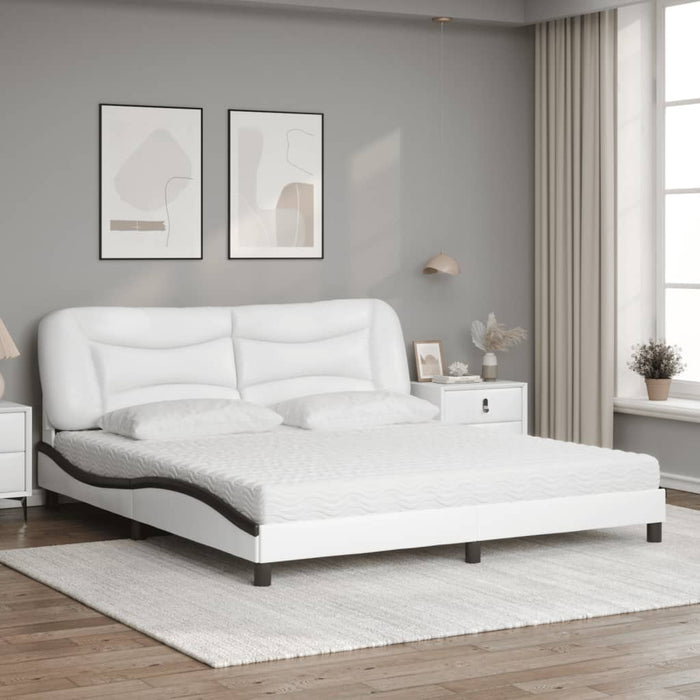 Letto con Materasso Hvar Bianco e Nero 180x200cm Similpelle 3208744