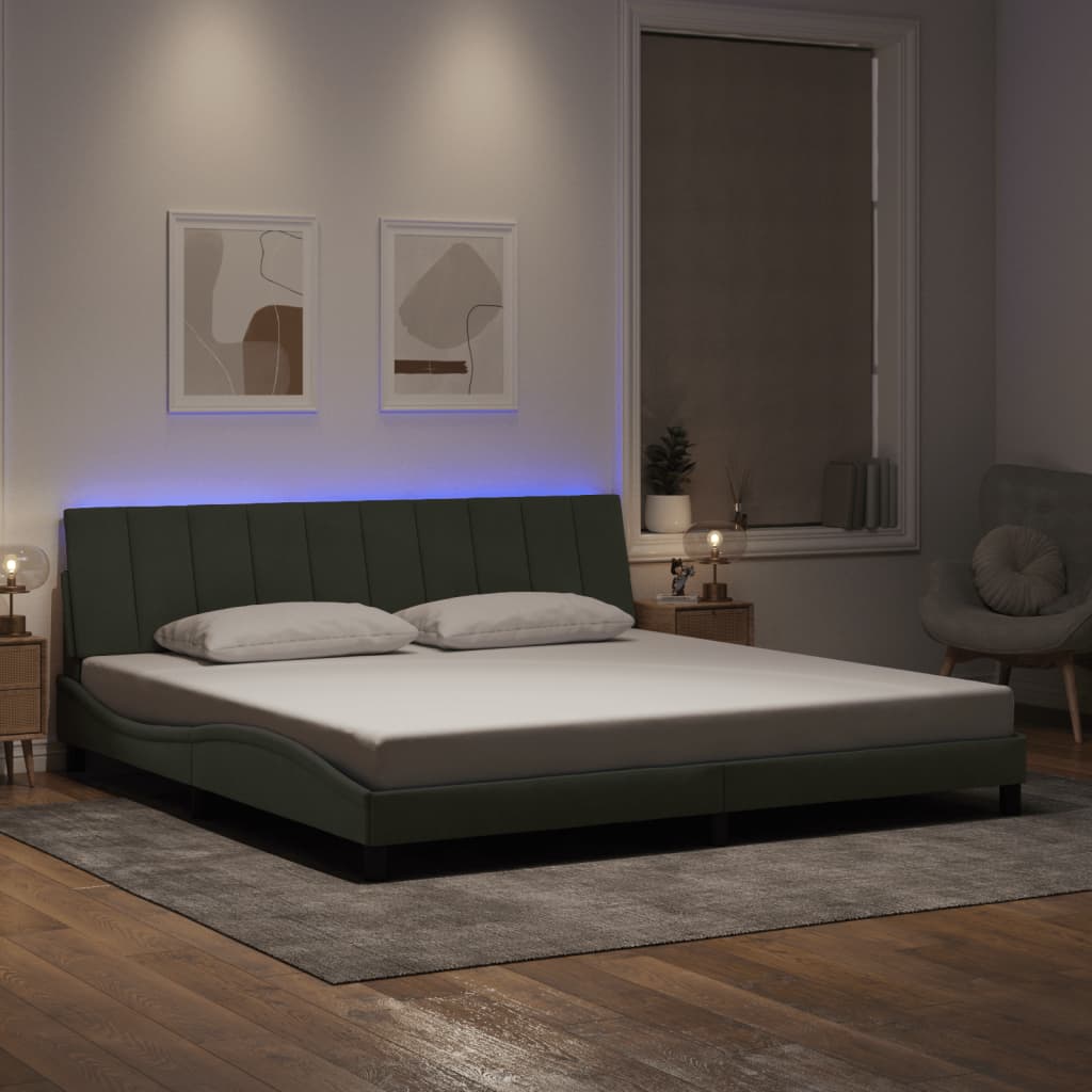 Giroletto con LED senza Materasso-Struttura Letto con LED Hanko Grigio Chiaro 200x200 cm in Velluto