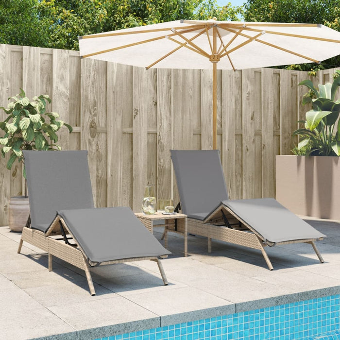 vidaXL Lettini Prendisole 2 pz con Tavolino Beige in Polyrattan