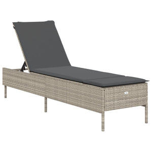 Lettino Prendisole 2 pz con Cuscini Grigio Chiaro in Polyrattan