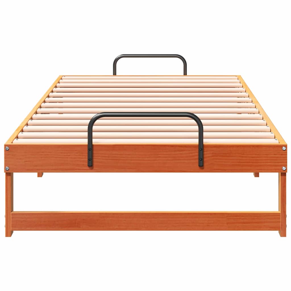 vidaXL Struttura Letto con Manici Marrone Legno di pino massello