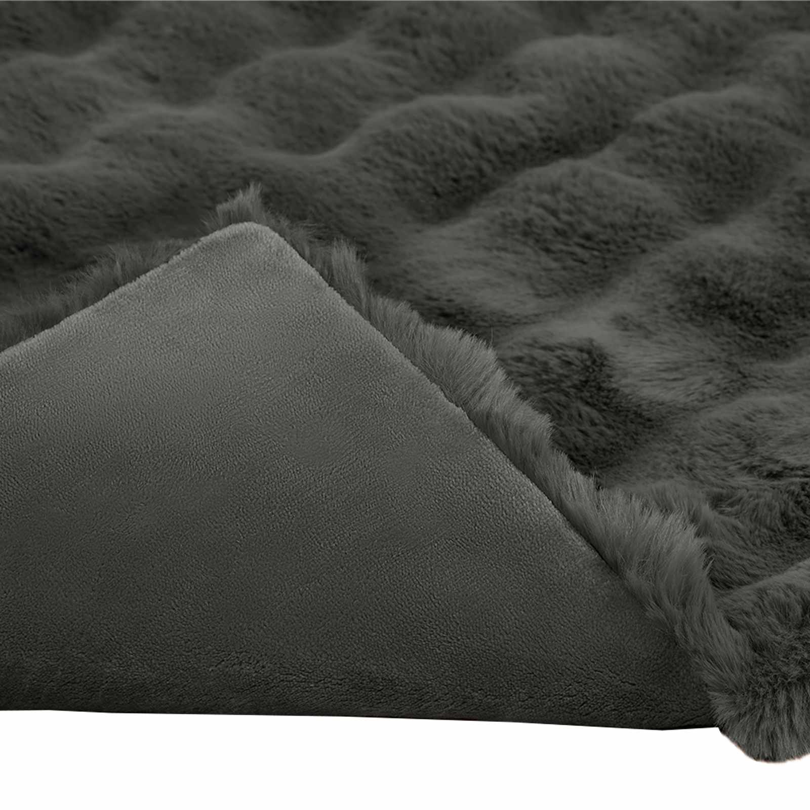 Coperta in Pelliccia di Coniglio Finta Grigio scuro 42021803