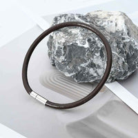 Cordino in Pelle Marrone Scuro Ø5 mm x 5 m Pelle 42021988