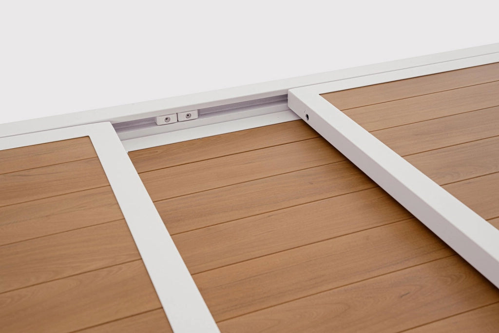 Tavolo Allungabile da Esterno 140-210x77x75h cm in Alluminio e Polywood Hilija Naturale e Bianco
