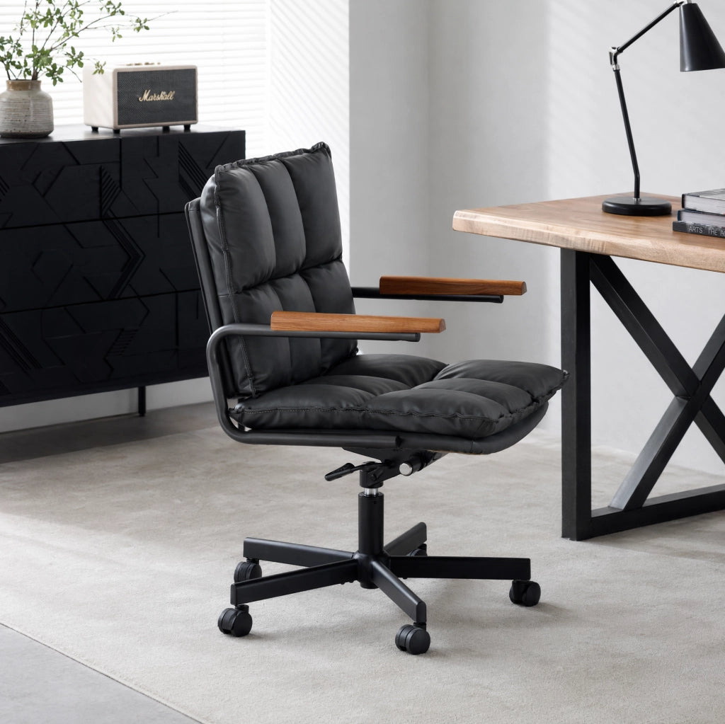 Sedia da ufficio girevole regolabile in similpelle nera; design Mid-Century Modern