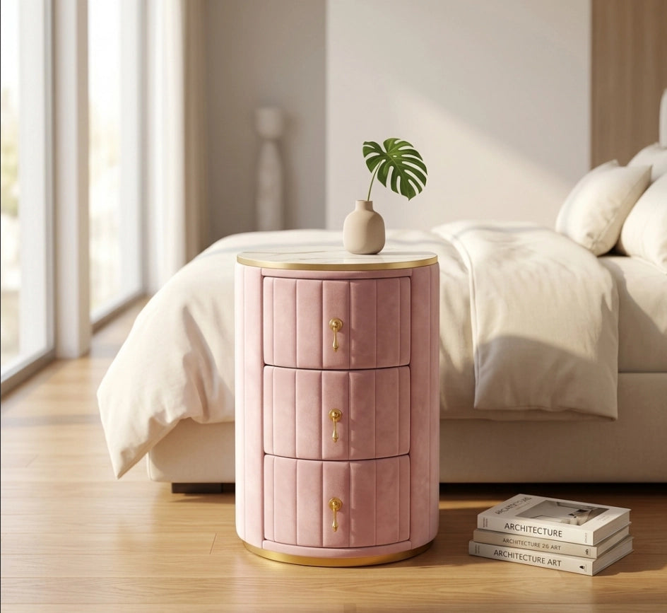 Tavolino da Comodino con 3 Cassetti ¨C MINIMAL ¨C Velluto Rosa, Piano in Marmo, Gambe Oro