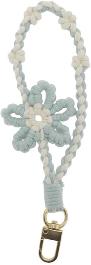 Manicotto per chiavi in stile bohemien con disegno a macramé e fiori - realizzato con fili di cotone - progetto di design sostenibile - accessorio per chiavi
