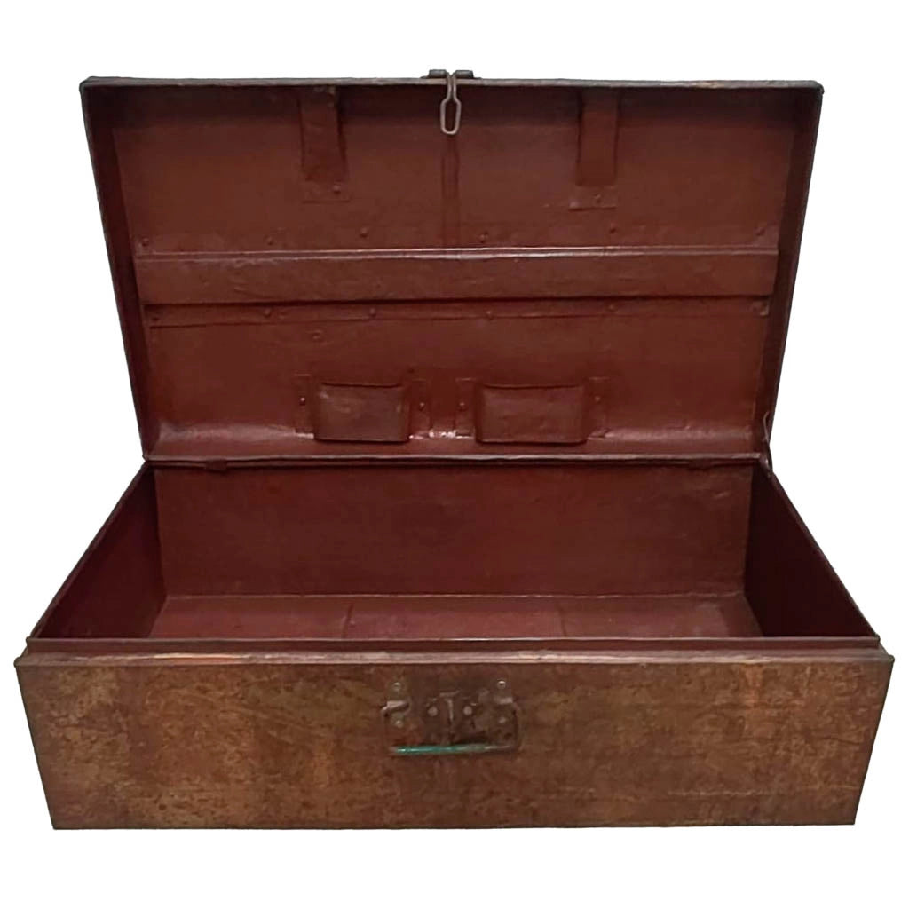 Valigia artigianale in metallo, 67x37x25h cm