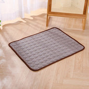 Matte autoventilante per cani e gatti, mat per cani e gatti rinfrescante per estate, mat per animali domestici autoventilante, accessori per materassi per animali domestici, adatto per cani e gatti in casa e in viaggio - marrone, S, 50*40CM