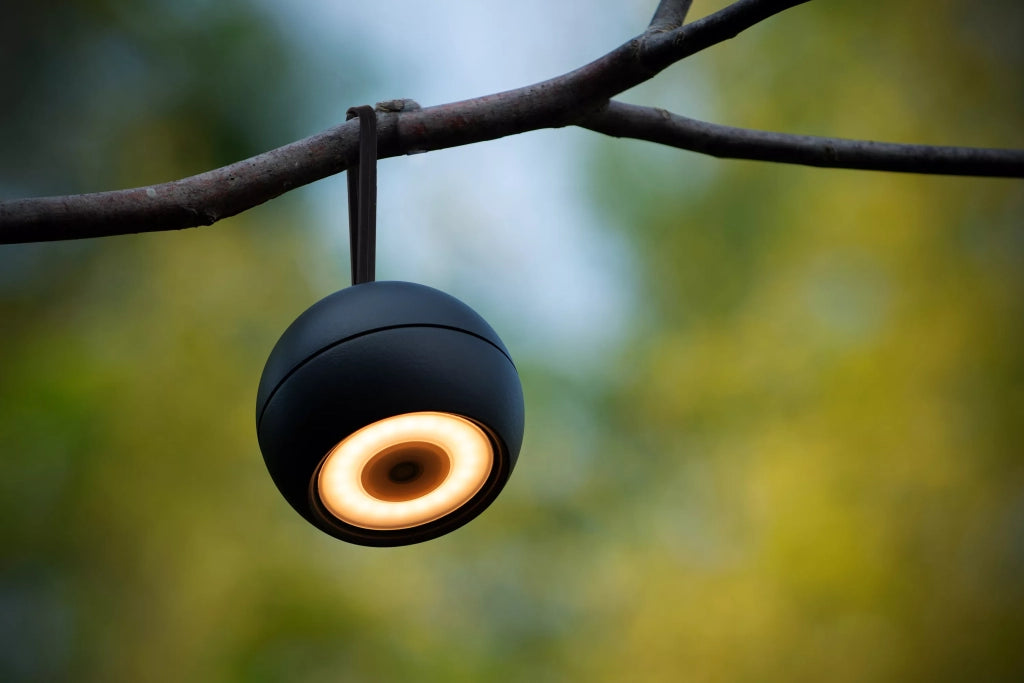 Applique esterna LED 2W 3000K a batteria IP54 nera Lunex Lucide