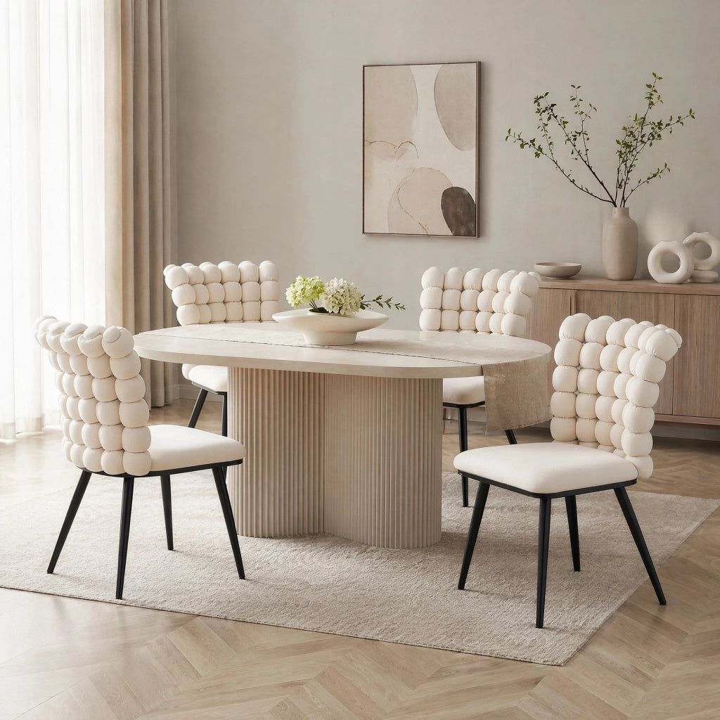 SEDIA DA PRANZO IN VELLUTO OFF WHITE CON GAMBE IN METALLO NERO