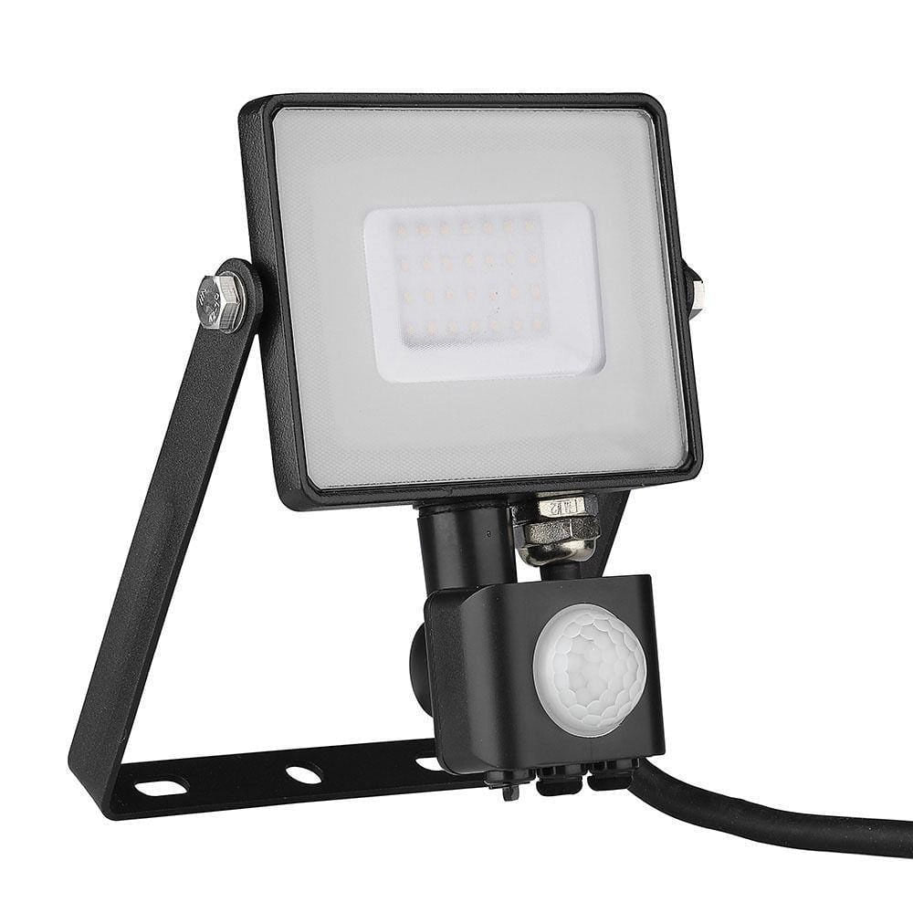 Faro LED V-TAC 30W Samsung con sensore nero IP65 2400lm