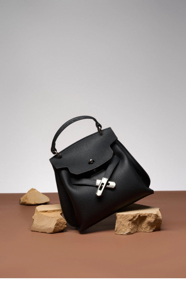 Borsa a tracolla Lindy Small in vera pelle nera