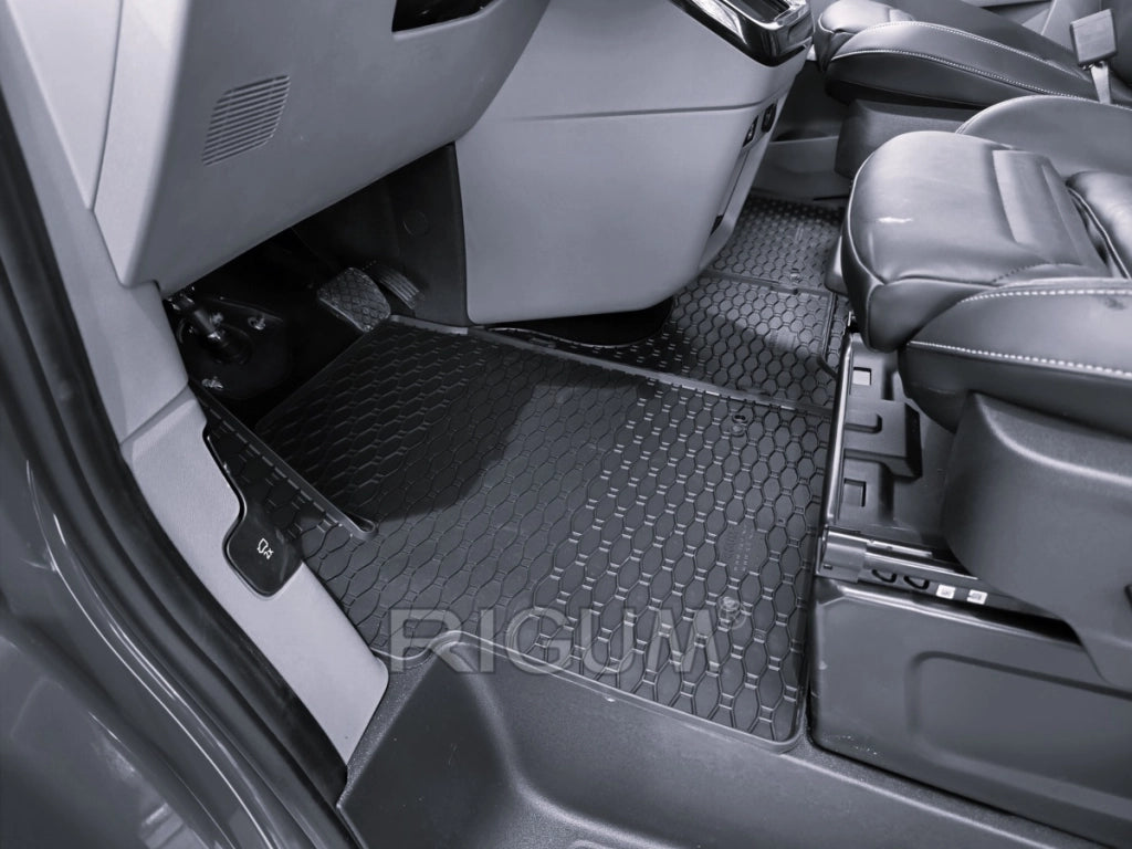 Tappeti in gomma anteriori per Ford Tourneo Custom 8 posti dal 2024-