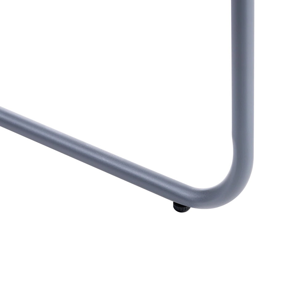 Set da salotto da esterno con struttura in acciaio grigio scuro e sedute in tessuto 2 poltrone e tavolo