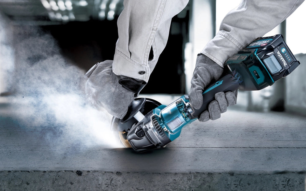 Makita GA023GZ01 – Smerigliatrice Angolare XGT 40 V (Solo Corpo) 125 mm