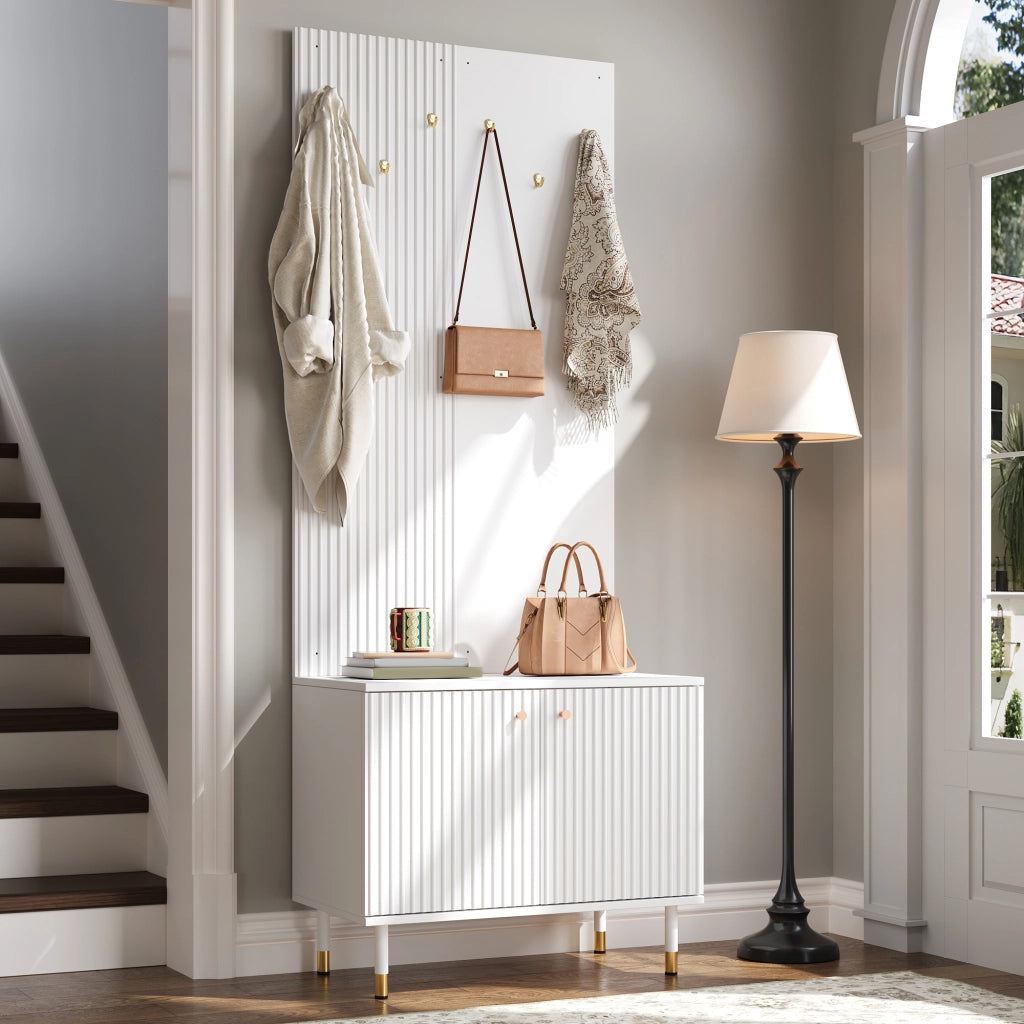 Mobile da ingresso con 6 ganci, scarpiera a 2 ante e ripiano regolabile, in PB e MDF, bianco, 70 × 35 × 180 cm