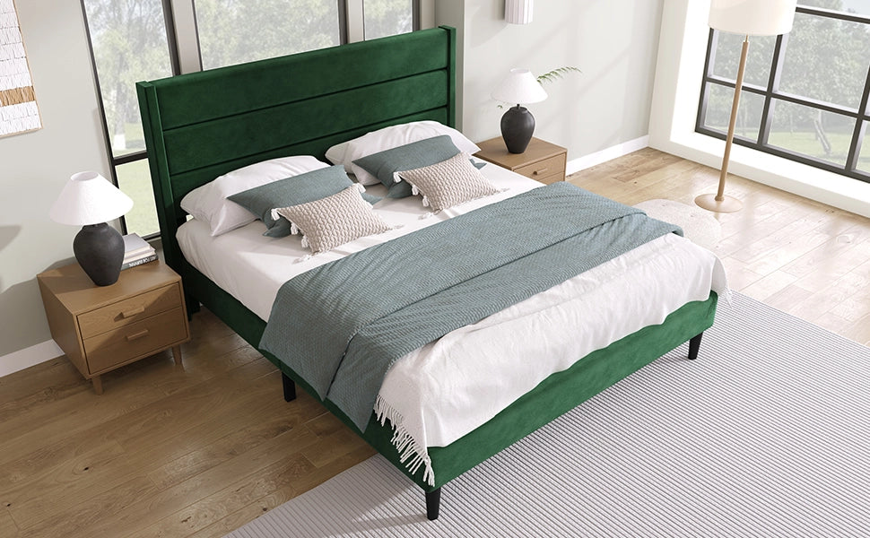 Letto imbottito 140x200 cm in velluto verde scuro con rete a doghe e testiera