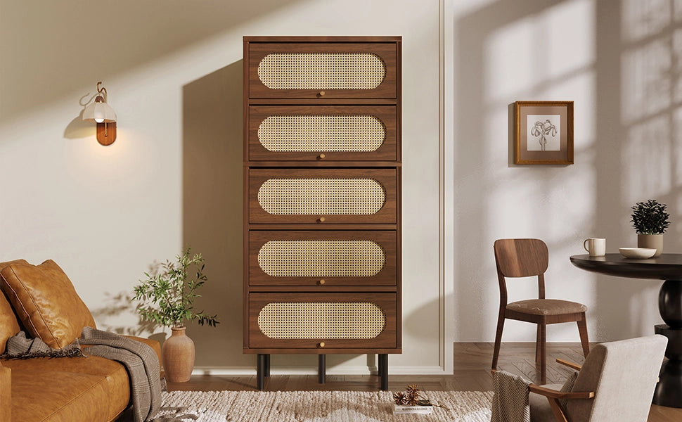Credenza alta in noce con rattan, 5 ante ribaltabili e vani contenitore, per soggiorno e cucina, 80 × 40 × 163 cm