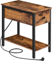Tavolo supplementare con stazione di ricarica, comodino con prese e connessione USB, tavolo supplementare con cassetto, tavolo decorativo per spazi piccoli, soggiorno, camera da letto, tavolo in legno scuro EBF042BZ01