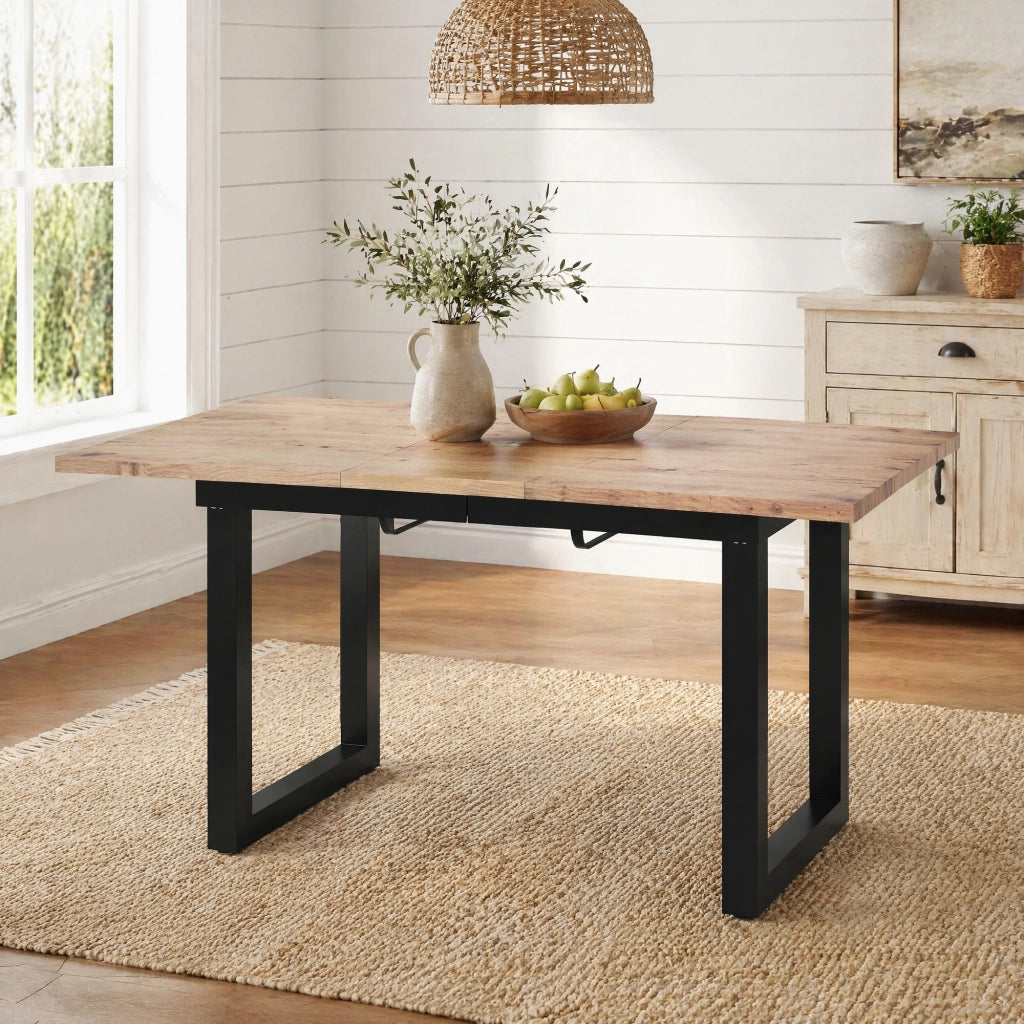 Tavolo da pranzo allungabile in stile industriale, MDF, nero e naturale, con struttura in metallo, 140/180 cm