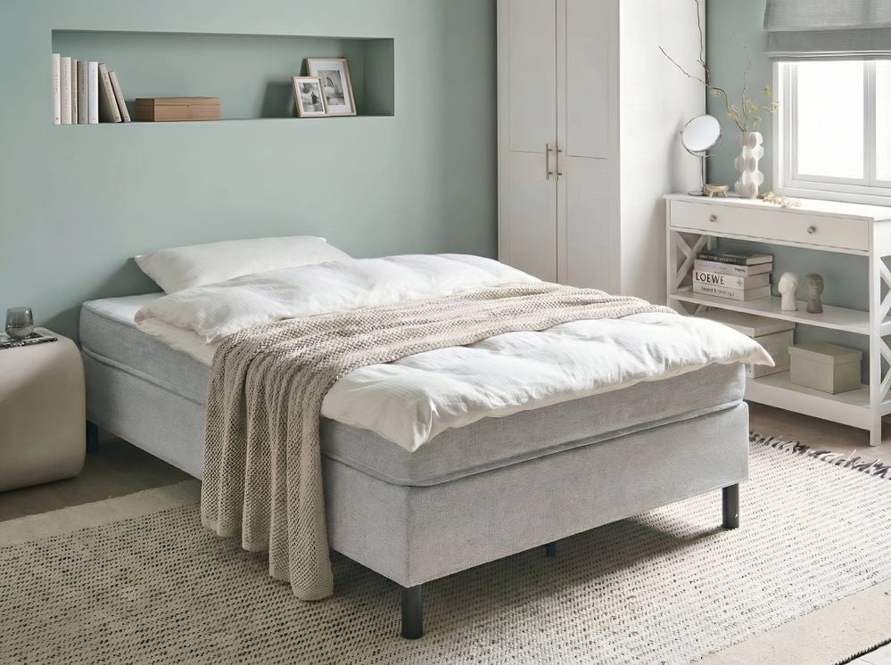 Letto matrimoniale con rete in tessuto 120 x 200 cm con materasso a molle insacchettate senza testiera camera da letto grigio chiaro