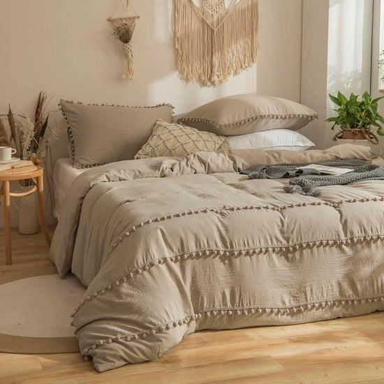 Set di lenzuola bohemiane, 155 x 220 cm, 2 pezzi, Khaki, Pom Pom, boho, set di lenzuola chic, set di lenzuola a microfibra lavabile, morbido, copriletto a spugna con cerniera e 1 cuscino, 80 x 80 cm