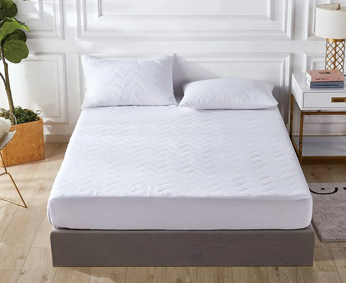 Coprimaterasso Trapuntato Con Angoli Elasticizzati Anallergico Traspirante Lenzuolo SalvaMaterasso Silenzioso - Bianco - Matrimoniale