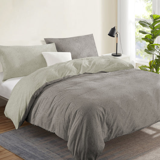 Copripiumino In Flanella Di Cotone Felpato Bicolore Sacco E Federe Bicolore Double Face Trattamento Antipilling No Pallini Effetto Tinto In Filo Morbido Caldo Inverno Tortora-Crema - Matrimoniale