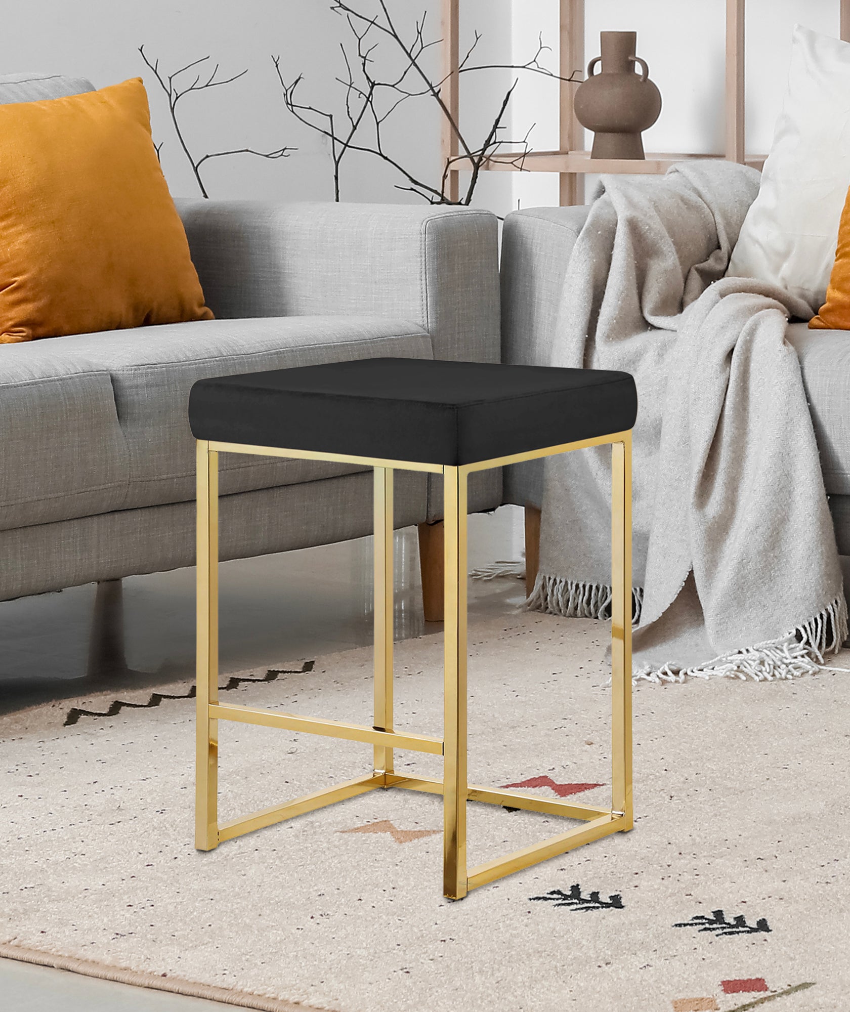 Sgabello Moderno In Velluto Sedile imbottito Gambe In Acciaio Dorato Senza Schienale Casa Sedia Cucina Bar Pub Seduta Rialzata Di Design - Nero