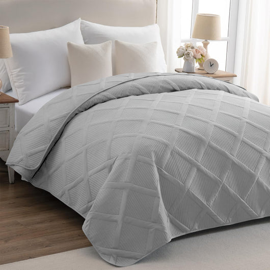Copriletto Trapuntato Matrimoniale Elegante Trapuntino Lavorazione Intrecciata Due Piazze Trapunta Coperta Leggera Coperta Letto Leggera Primavera Estate  - Grigio