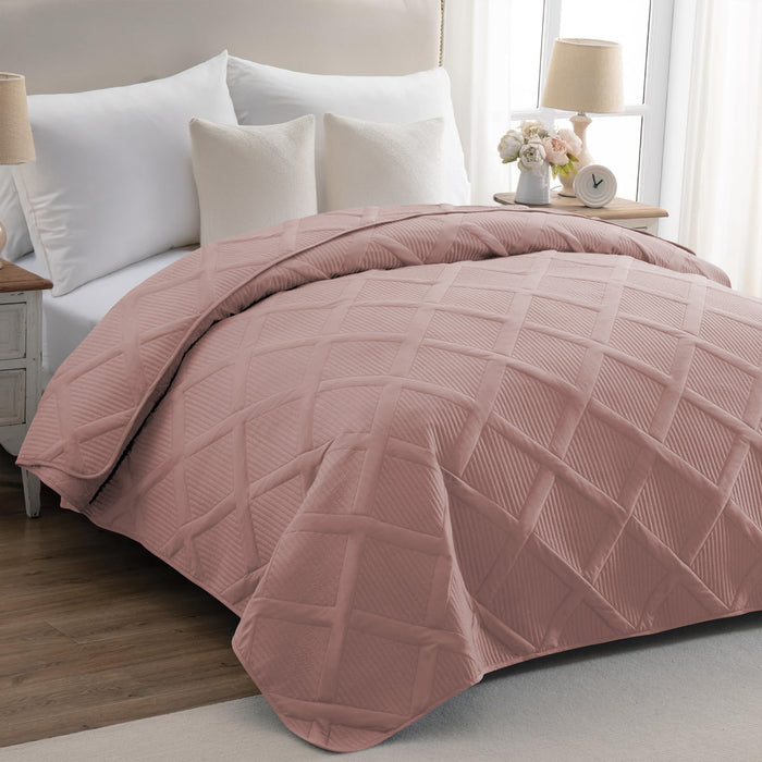 Copriletto Trapuntato Matrimoniale Elegante Trapuntino Lavorazione Intrecciata Due Piazze Trapunta Coperta Leggera Coperta Letto Leggera Primavera Estate  - Rosa