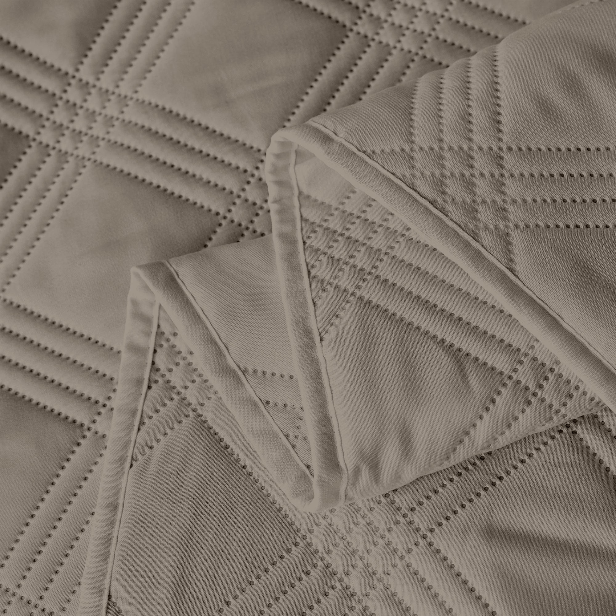 Copriletto Trapuntato Matrimoniale Elegante Trapuntino Microfibra Effetto Raso Due Piazze Coperta Letto Leggera Primavera Estate Trapunta Coperta Leggera  Tortora