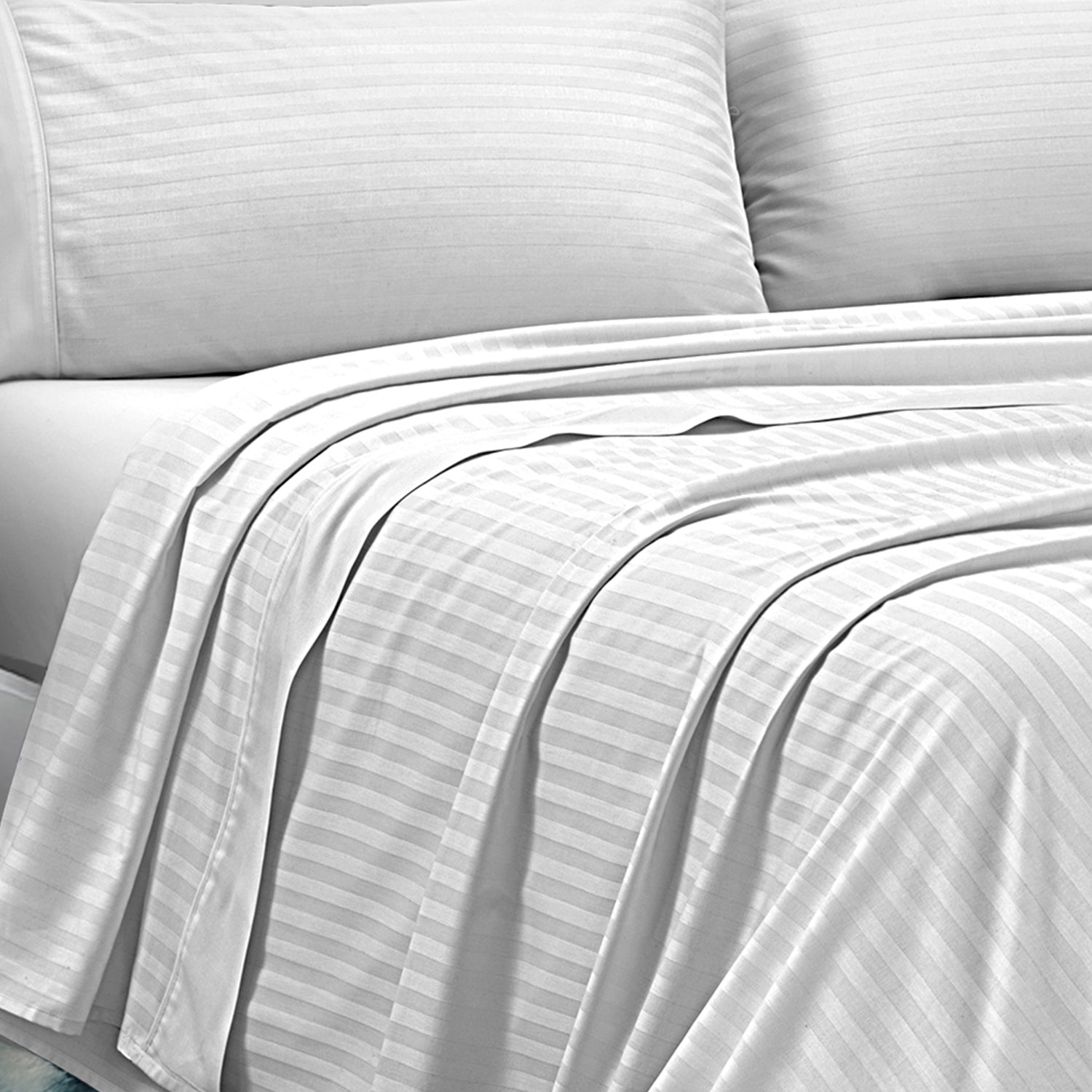 Completo Letto Lenzuola Matrimoniale in Raso Cotone Set Biancheria Letto Tinta Unita Prodotto Certificato OekoTex Due Piazze,Tinta Unita Lenzuolo sopra, sotto e Federe Bianco