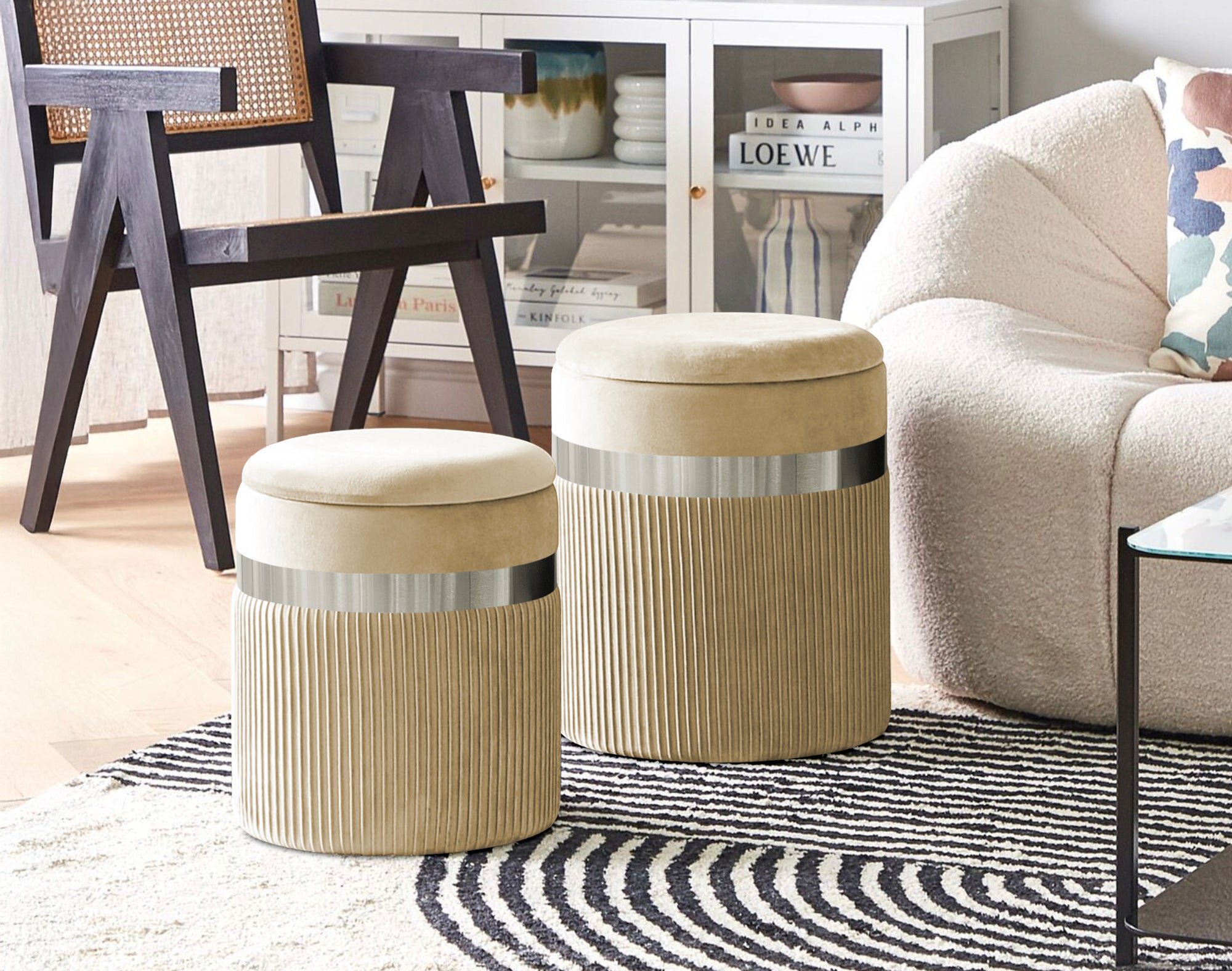 Set Di 2 Pouf Contenitori In Velluto Design Moderno Poggiapiedi,Sgabello Tondo con Coperchio Rimovibile e Seduta Imbottita Alta DensitÃ  Con Fascia In Metallo Contenitore Capiente Storage Box Panna