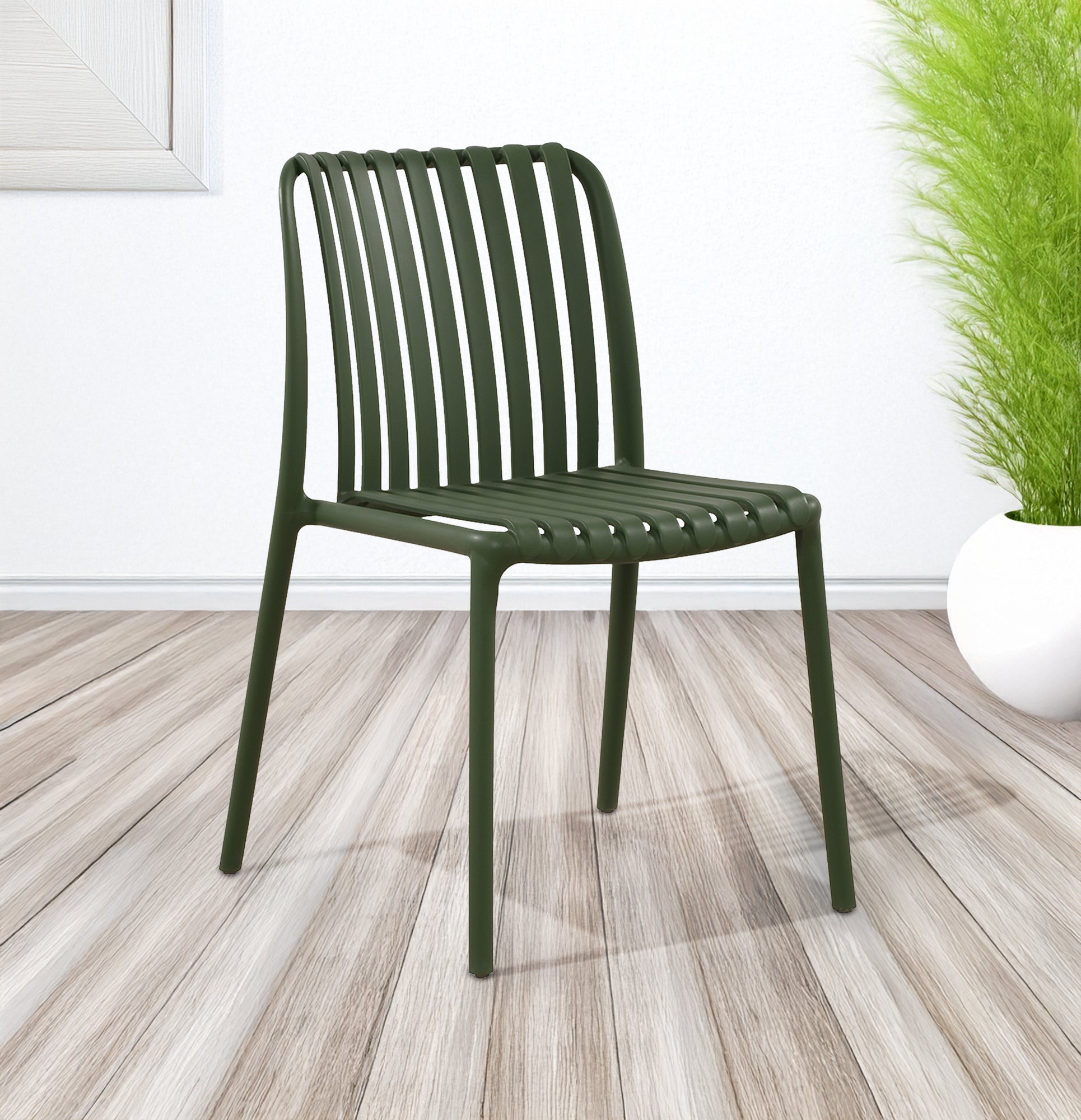 Set 4 Sedie In Polipropilene e Fibra Di Vetro Sedia Cucina Trattamento Uv Antiscolorimento Giardino Interno Esterno Moderne Robuste Resistenti Seduta Terrazzo Soggiorno Bar Ristorante Impilabili Maya-Verde