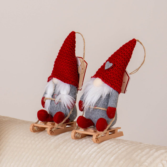 Set 4 Gnomi Natalizi 22 cm con Sci e Slitta Decorazioni Natale in Feltro con Cordino per Appenderli Gnomi Rossi, Animalier e Righe  Addobbi per Casa Rosso