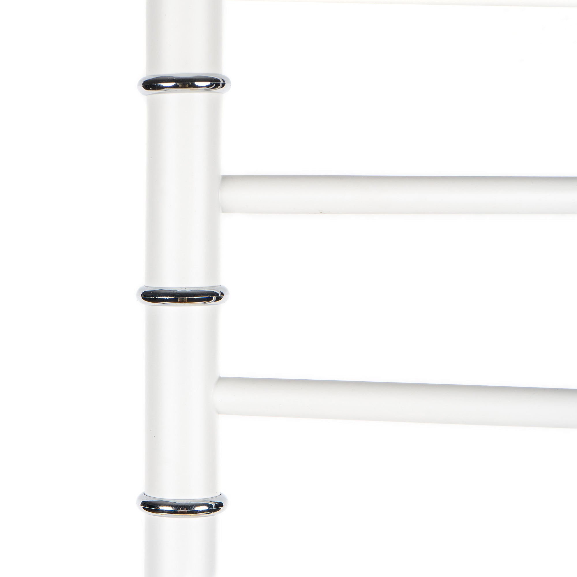 Piantana In Acciaio Inox Porta Asciugamani Da Terra 3 Bracci Girevoli 22x90 Cm Organizer Accessori Bagno Porta Stendi Salviette Bagno Moderno Elegante Stendi Indumenti  Bianco