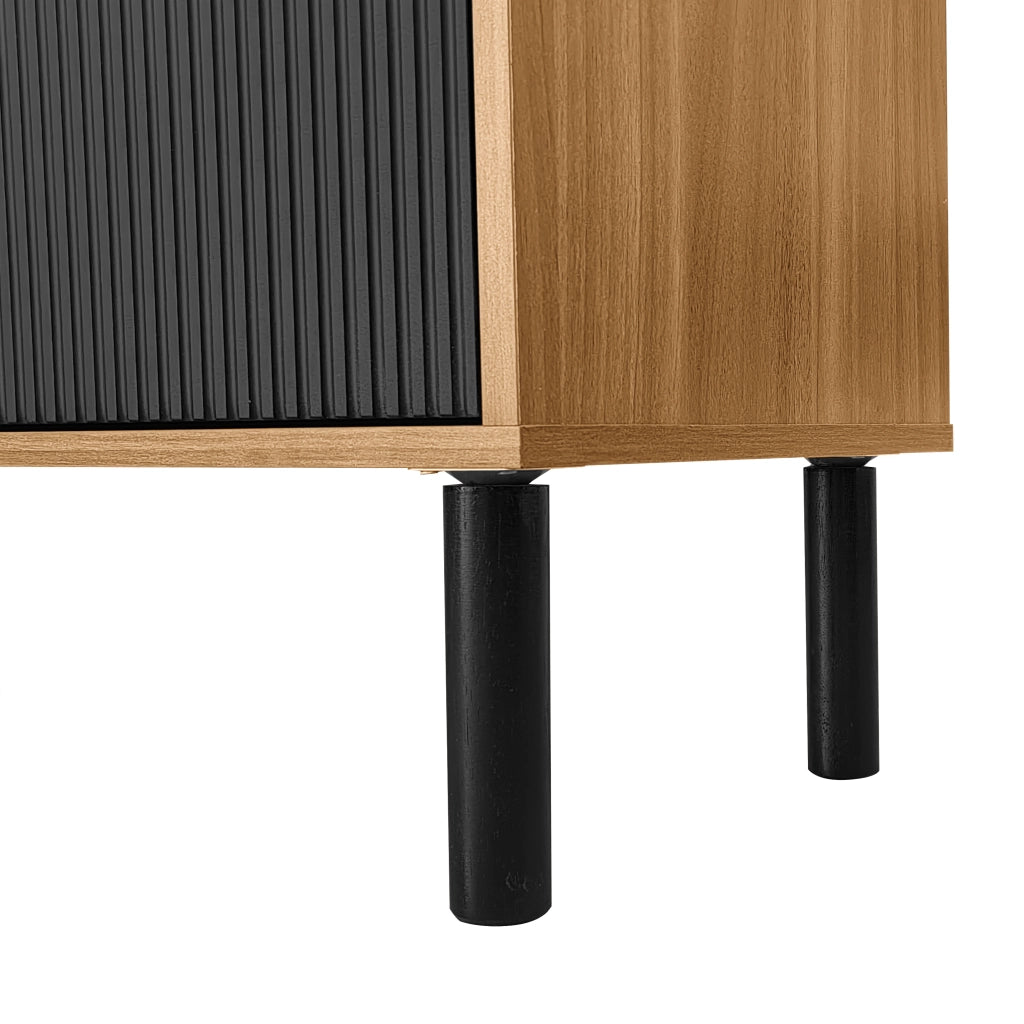 Mobile TV con 4 Ante e Apertura Push-to-Open; Effetto Doghe; Piedini in Legno; Stile Moderno; Nero; 170??38??47 cm