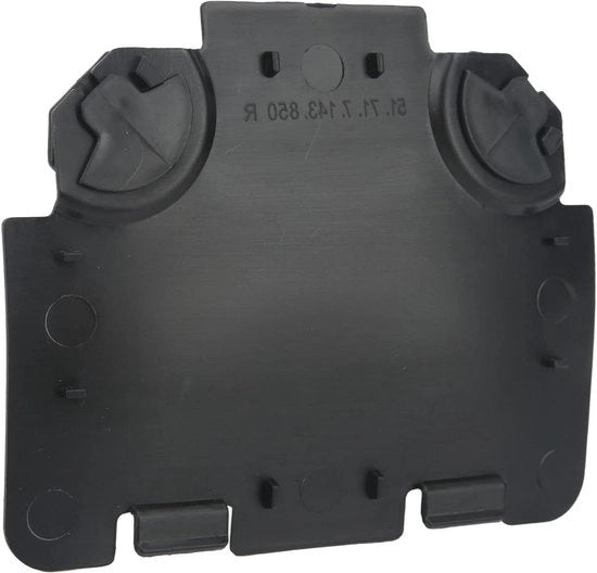 Capello di protezione per ruota destro per BMW E82 E88 E90 E91 - Realizzato in ABS resistente - Installazione semplice - Protezione efficace.