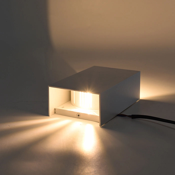 APPLIQUE LED DA ESTERNO RETTANGOLARE 10W IN ALLUMINIO BIANCO LUCE CALDA - DOPPIA EMISSIONE DI LUCE REGOLABILE