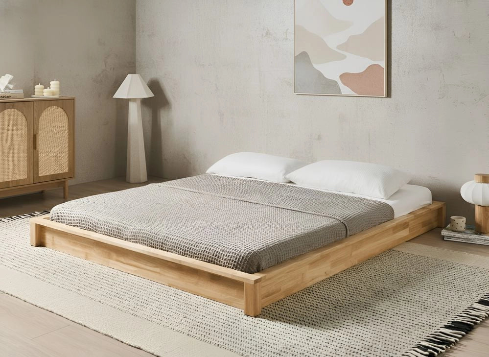 Letto con rete in legno marrone chiaro 180 x 200 cm senza testiera, design minimalista