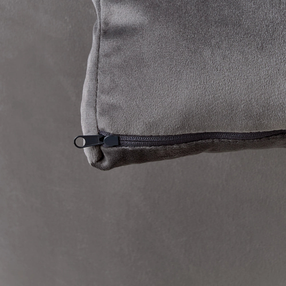 Sedia A Dondolo Velluto Grigio Gambe In Metallo Pattini In Legno Moderni